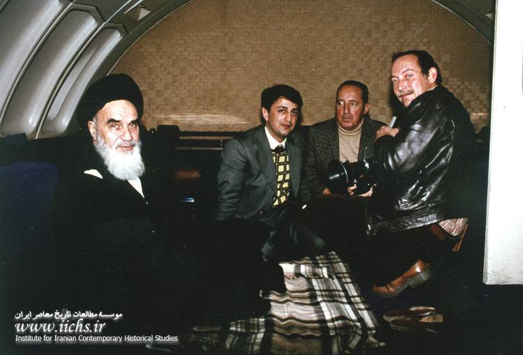 امام خمینی در هواپیمای ایرفرانس /عکس