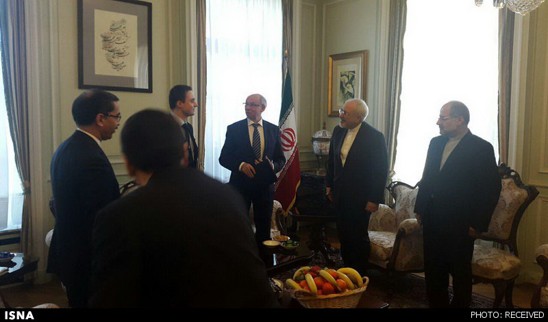 ظریف با رییس هیأت روابط با ایران در پارلمان اروپایی دیدار کرد