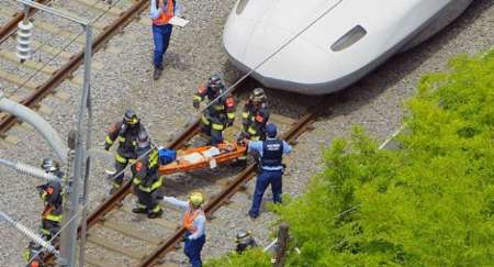 خودسوزی در قطار سریع السیر ژاپن 2 کشته و 20 زخمی برجای گذاشت