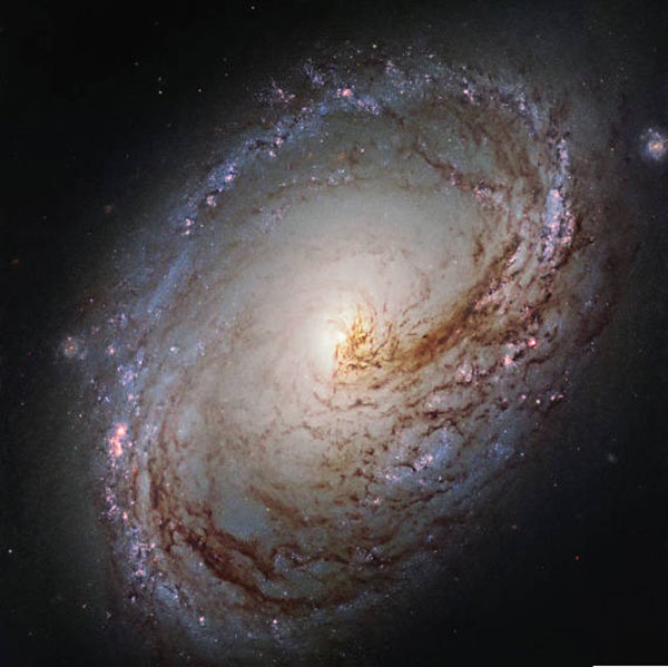 عکس جدید هابل از کهکشان شبیه راه‌شیری