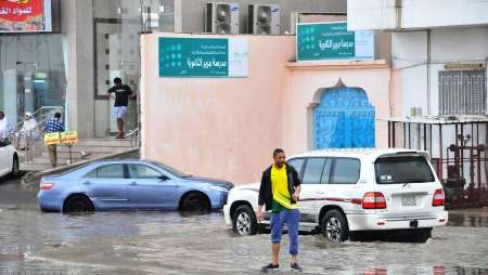 توفان و سیل در عربستان 12 قربانی گرفت+تصاویر