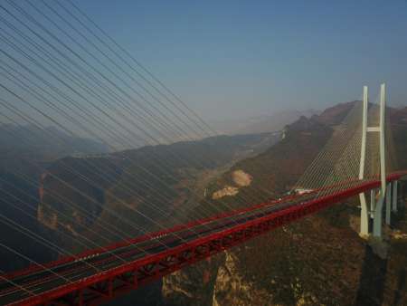 ساخت بزرگترین پل معلق جهان در چین +تصاویر