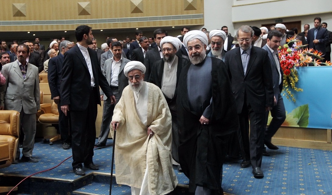 تلاش دلواپسان برای ردصلاحیت روحانی/واکنش‌ها: از ترس به‌دنبال ردصلاحیت‌ هستند