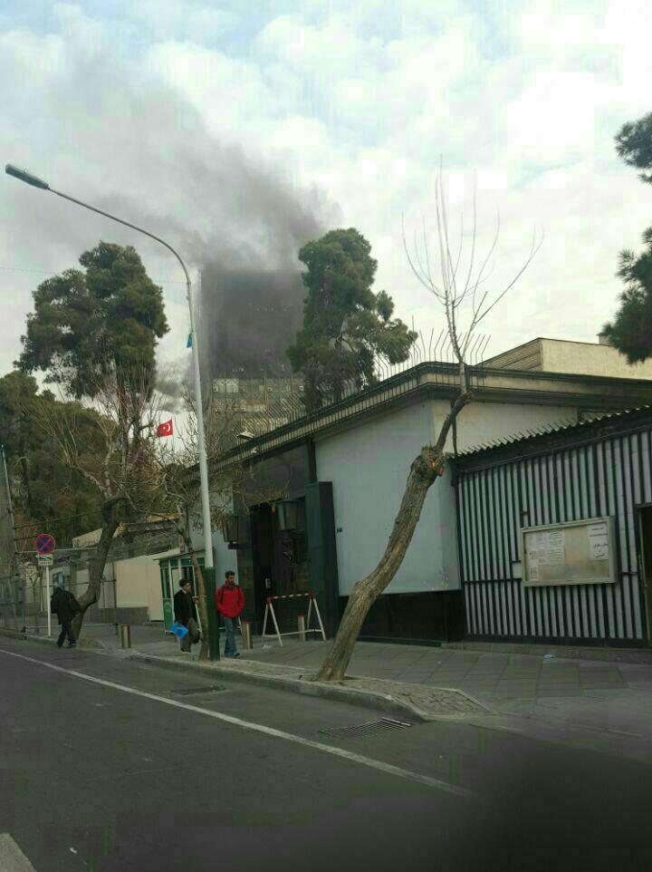 آتش‌سوزی در ساختمان پلاسکو تهران+تصاویر