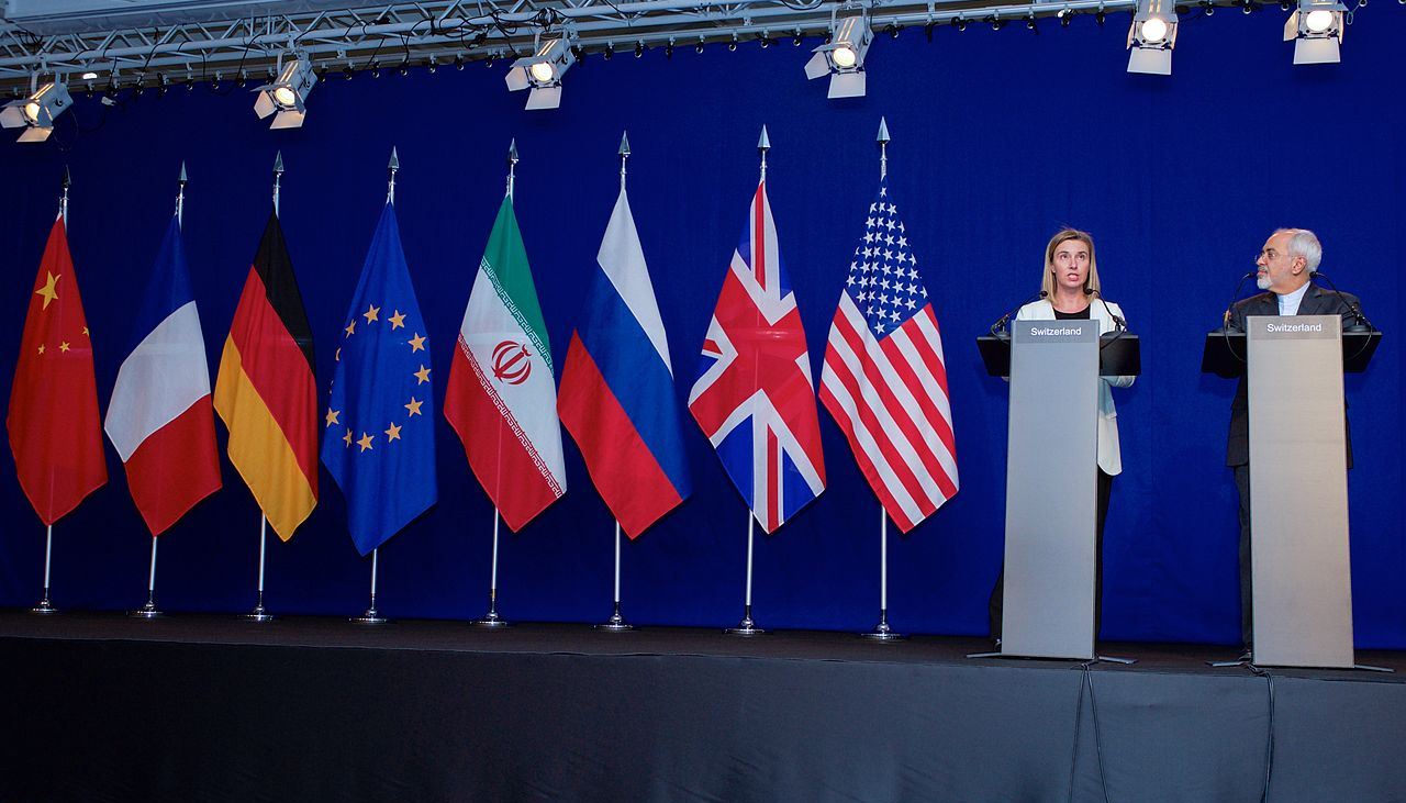 تلاش اروپا برای حفظ برجام/بلومبرگ: روحانی بهترین گزینه برای ایران و حل بحران‌های خاورمیانه