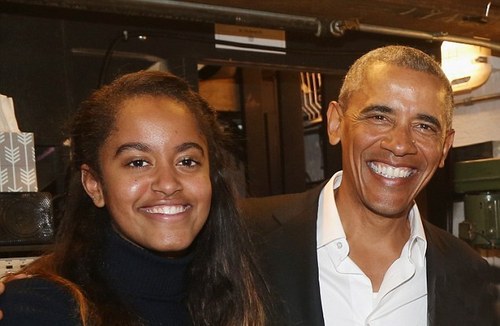 گشت و گذار اوباما و دخترش مالیا +عکس