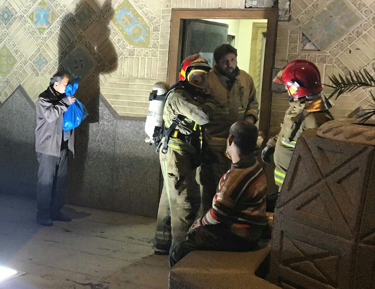 آخرین وضعیت وقوع آتش‌سوزی در تئاتر شهر+تصاویر