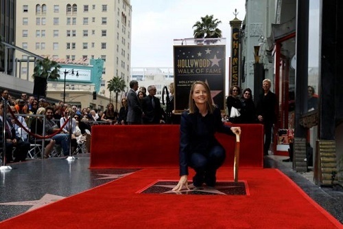 ستاره‌ای به نام جودی فاستر در پیاده‌روی مشاهیر هالیوود+ عکس
