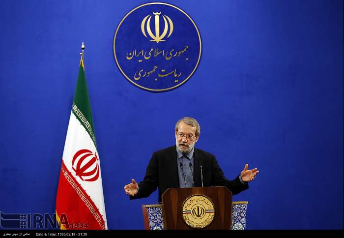 روحانی، لاریجانی و عارف در جمع منتخبین مجلس دهم چه گفتند؟+تصاویر و حاشیه‌ها