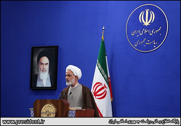 روحانی، لاریجانی و عارف در ضیافت منتخبین مجلس دهم چه گفتند؟+تصاویر و حاشیه‌ها