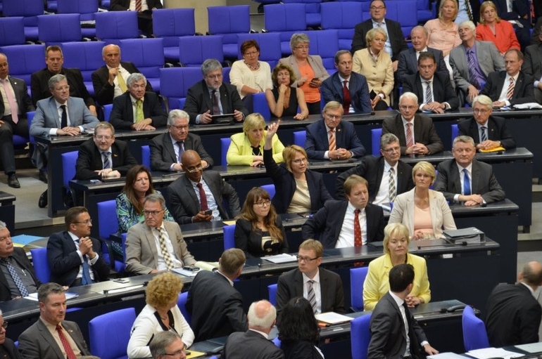 تنها رای نه به نسل‌کشی ارامنه در پارلمان آلمان+تصاویر