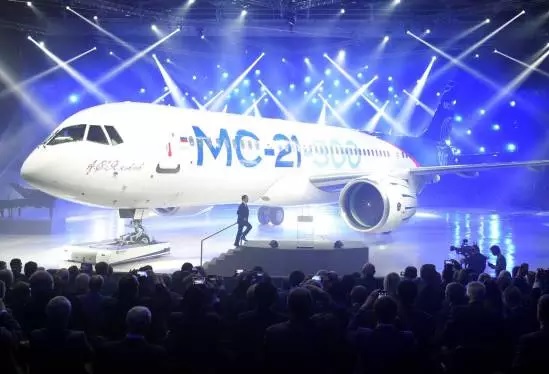 روسیه هواپیمای مسافربری جدیدی را رونمایی کرد+ عکس