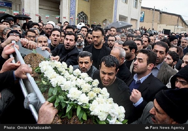 حضور احمدی‌نژاد در تشییع «حبیب» صحت دارد؟ +تصاویر