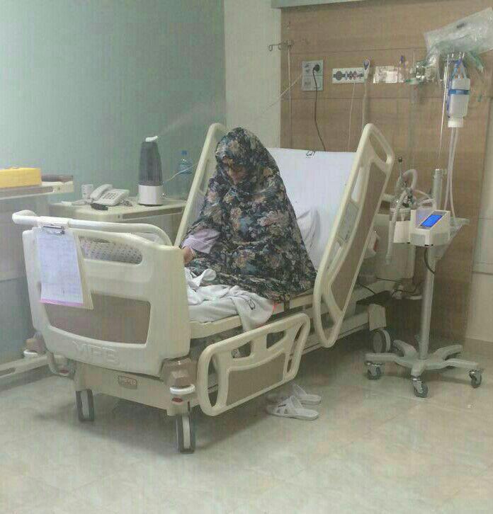 فاطمه کروبی از بیمارستان مرخص شد + عکس