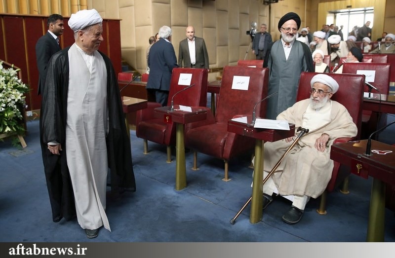 منتخب آخر تهران چگونه بر صدر مجلس خبرگان رهبری نشست؟