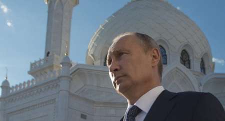 پوتین روسیه را متحد مسلمانان اعلام کرد