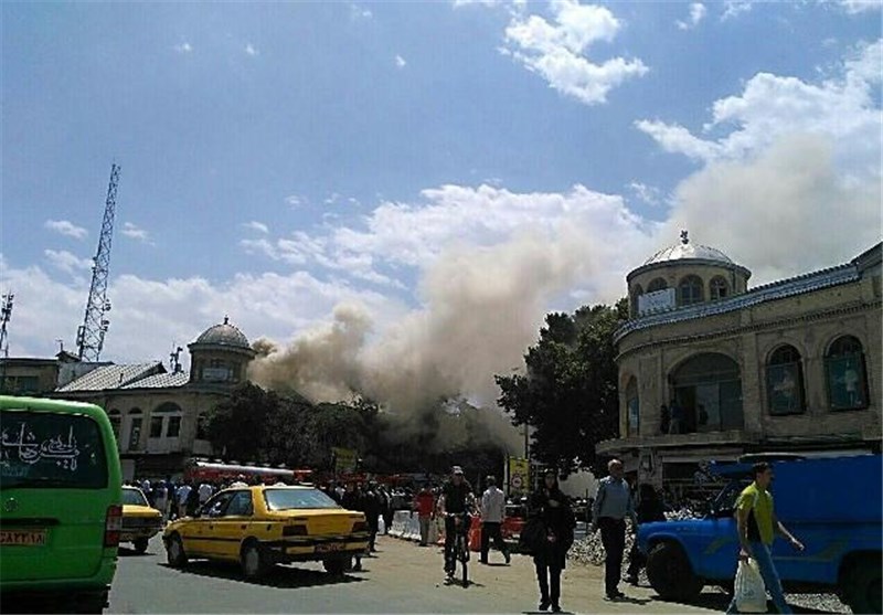 مهار آتش‌سوزی در میدان امام(ره) همدان/آتش‌سوزی خسارت جانی نداشت