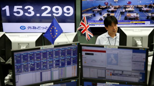 رای بریتانیایی‌ها به خروج از اتحادیه اروپا/واکنش‌ها؛ سقوط چشمگیر بازار سهام ژاپن و افت ارزش واحد پول پوند