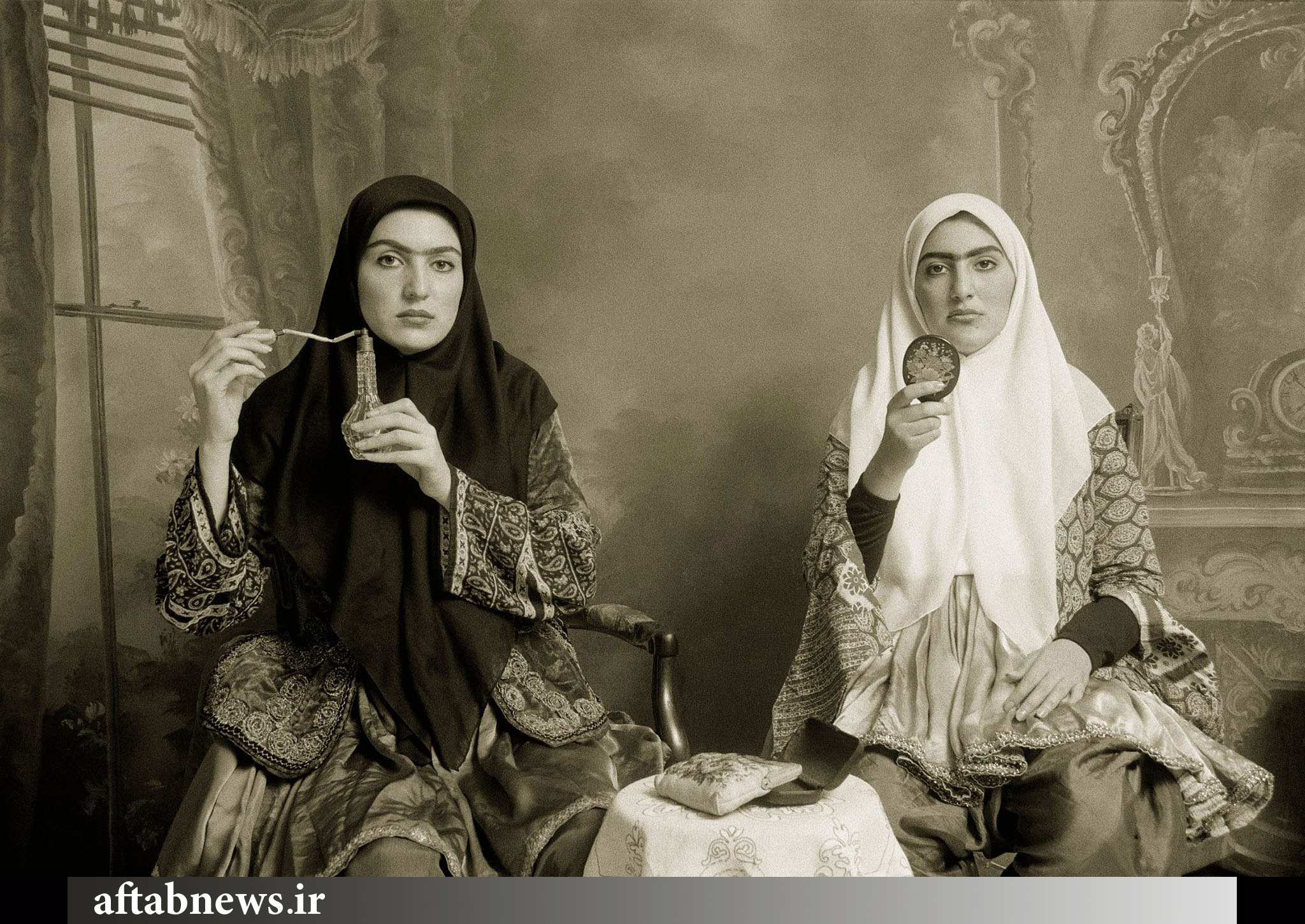 ژست دختران ایرانی در ۱۰۰ پیش/تصاویر