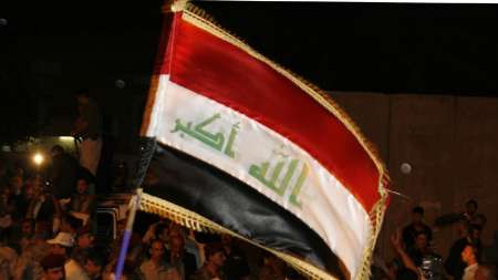 داعش در پی نصب پرچم عراق در موصل به حال آماده باش در آمد