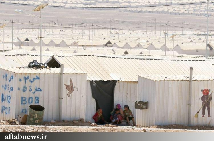 تصاویر/ آنجلینا جولی در بازدید از اردوگاه آوارگان سوری