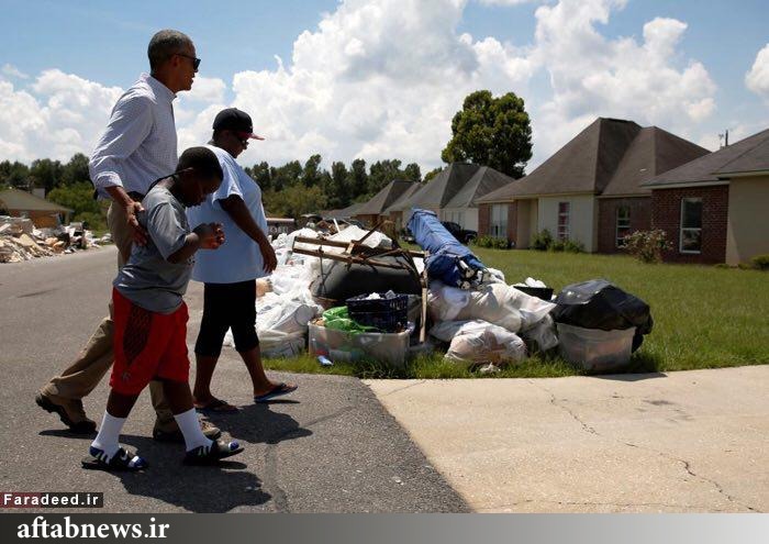 تصاویر/ بازديد اوباما از مناطق سيل زده لوئيزيانا