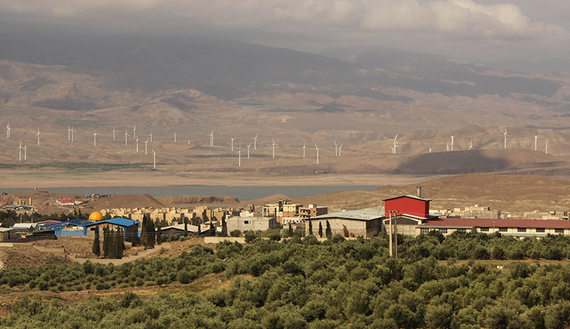 چرا انرژی‌های تجدیدپذیر در ایران رونق گرفته‌اند؟