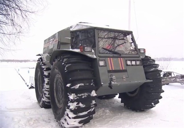 خودروی ویژه روس‌ها برای نبرد با برف و یخ +تصاویر
