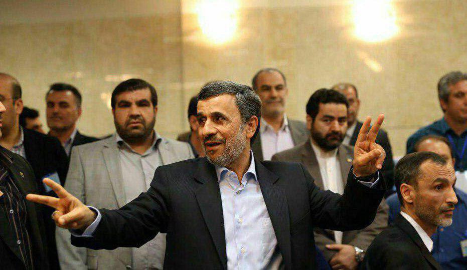 روال و زوال سیاسی احمدی نژاد
