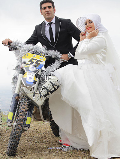 اولین عروس سوار بر موتور ایران+تصاویر