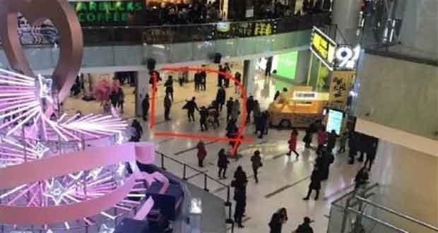 حمله با چاقو در مرکز خریدی در پکن/ کشته و ۱۲ زخمی+عکس