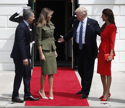 لباس نظامی ملانیا ترامپ در کاخ سفید +عکس