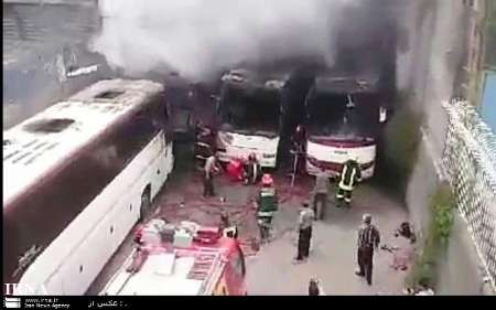 6 دستگاه اتوبوس در مشهد طعمه حریق شد+عکس