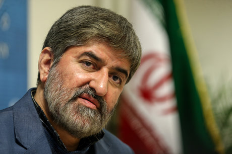 علی مطهری: ۴ سال گلوله‌باران دولت روحانی توسط نهادها و رسانه‌های خاص و عوام‌فریبی‌های انتخاباتی فایده‌ای نداشت/ پاسخ مردم حیرت‌انگیز است