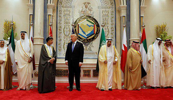 بذل و بخشش‌های عربستان به ترامپ/ناتوی‌ عربی علیه ایران شکل‌ می‌گیرد؟