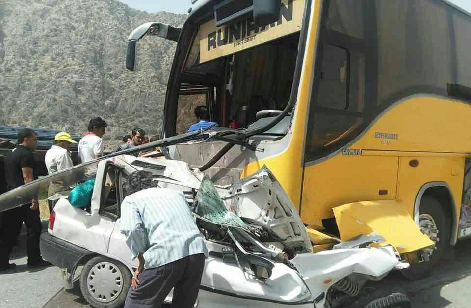 تصادف اتوبوس با پراید/ 6 کشته و یک زخمی/تصویر