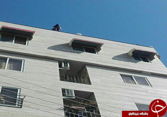 خودکشی دختر 18 ساله با پرش از ساختمان ۵ طبقه
