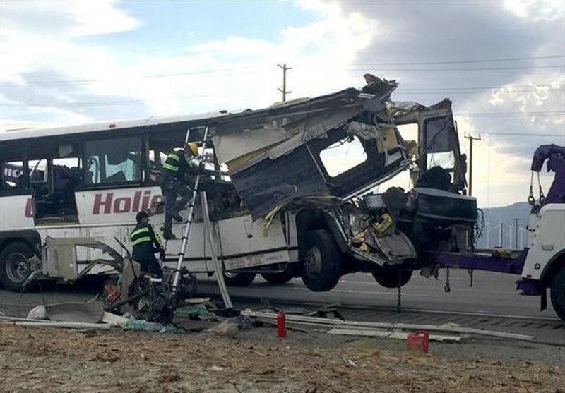 واژگونی اتوبوس در شاهرود که ۳ کشته و ۳۵ مصدوم داشت/ عکس