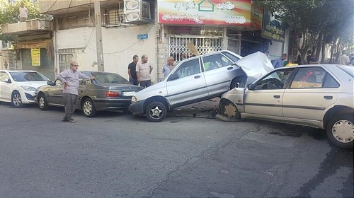 تصادف عجیب ۵ خودرو در تهرانپارس /عکس