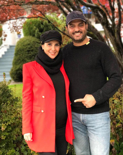 عکس جدید سام درخشانی و همسر باردارش عسل در آمریکا !