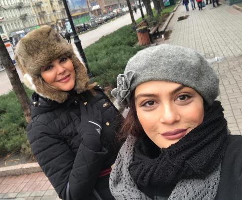 تیپ دو خانم بازیگر در سرمای شهر کیف اوکراین! عکس