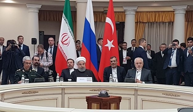 روحانی: تداوم مبارزه با تروریسم در سوریه ضروری است