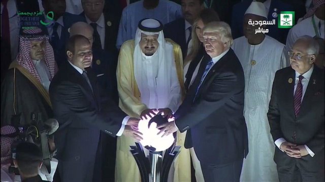 کنایه سنگین ظریف به عربستان و ترامپ