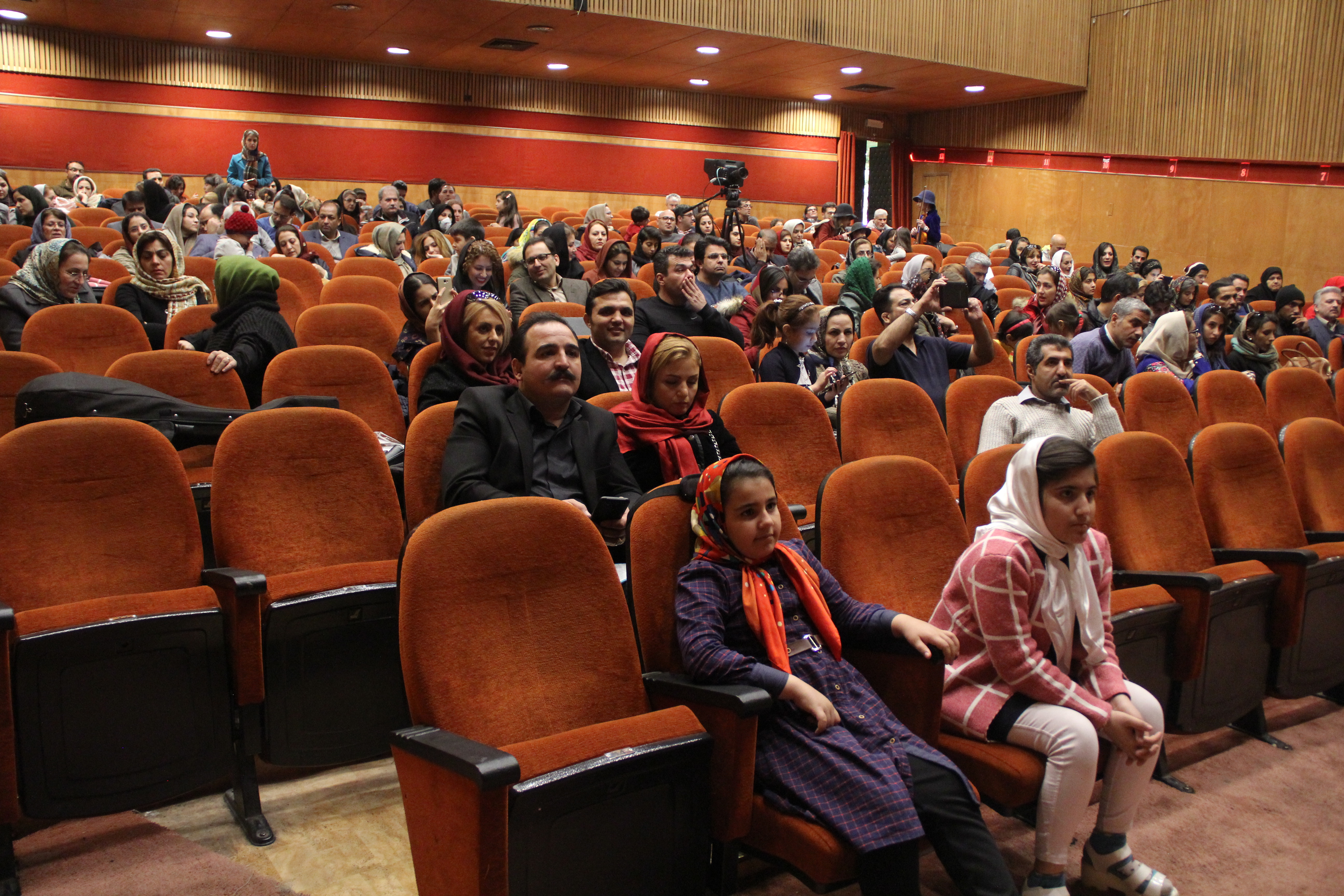 آغاز چهارمین جایزه و جشنواره همایون خرّم ( نوای خرّم ) / گزارش تصویری