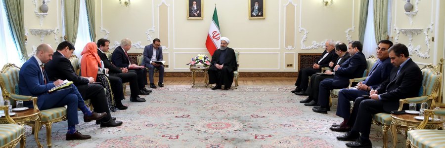 روحانی: تصمیم ترامپ ریختن بنزین در آتش منطقه بود/از روابط دوستانه و متوازن تهران – لندن استقبال می‌کنیم/وزیر خارجه انگلیس: ایران اقدامات مثبتی در مبارزه با تروریسم انجام داده