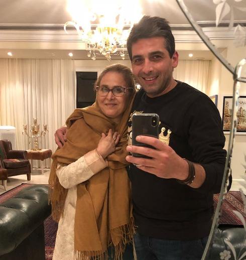 حمید گودرزی در کنار مادرش در جشن تولد 40 سالگی اش! عکس