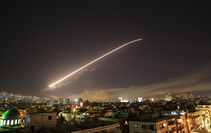 حمله هوایی آمریکا و متحدانش به سوریه/دولت سوریه: بیش از 15 موشک را منهدم کردیم