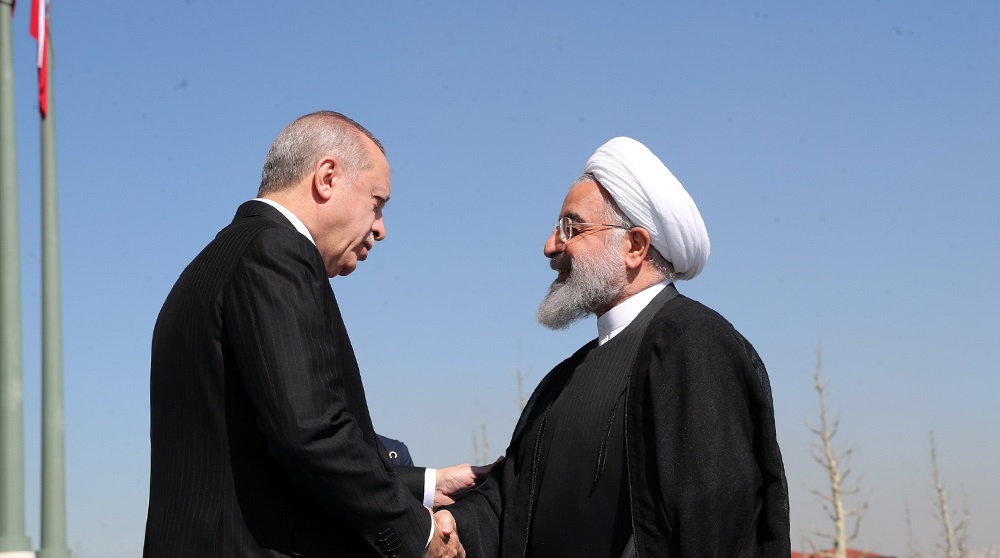 گفت‌وگوی روسای‌جمهور ایران و ترکیه/روحانی: حمله به‌سوریه بدعتی زشت است/اردوغان: نمی‎گذاریم سوریه تجزیه کنند