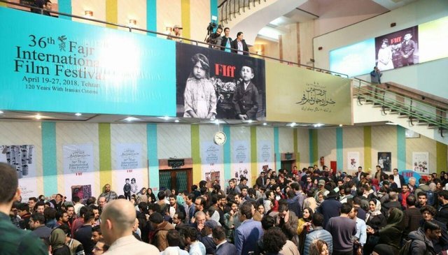 کیک تولد ۱۲۰ سالگی سینما در ایران بریده شد+تصاویر