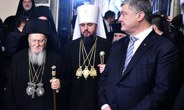 تصمیم تاریخی کلیسای ارتدکس اوکراین برای جدایی از کلیسای روسیه و خشم مسکو